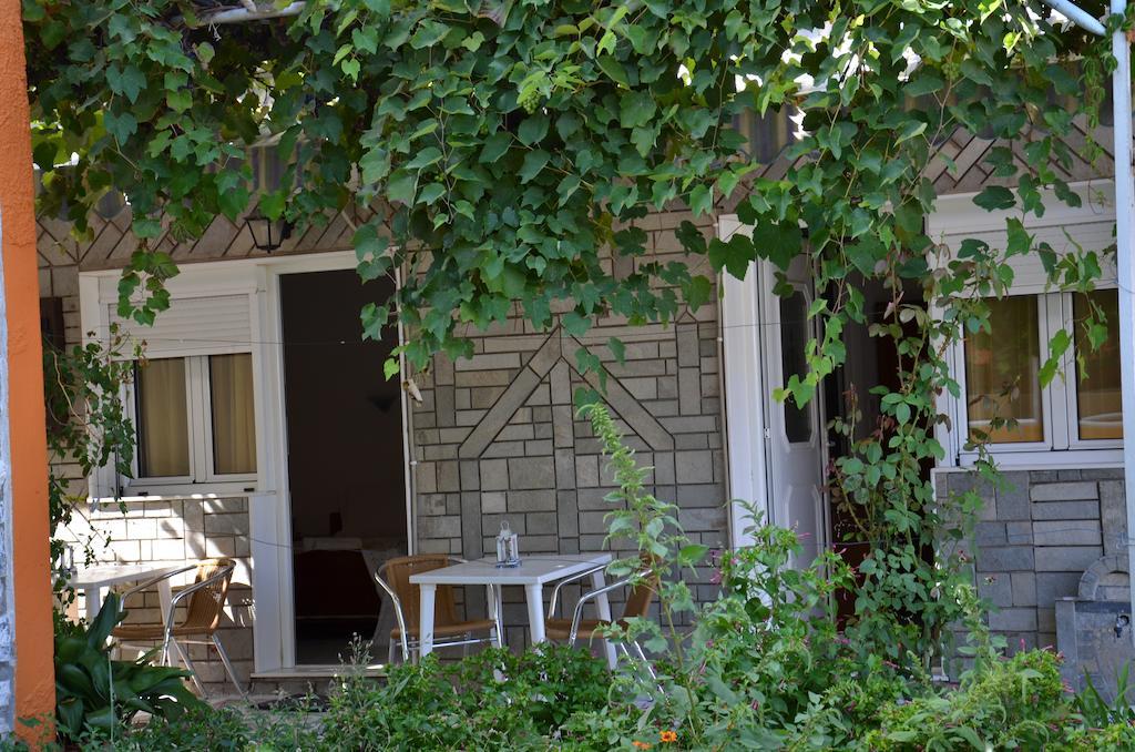 Chrisi Akti Hotel Skala Potamia  Buitenkant foto
